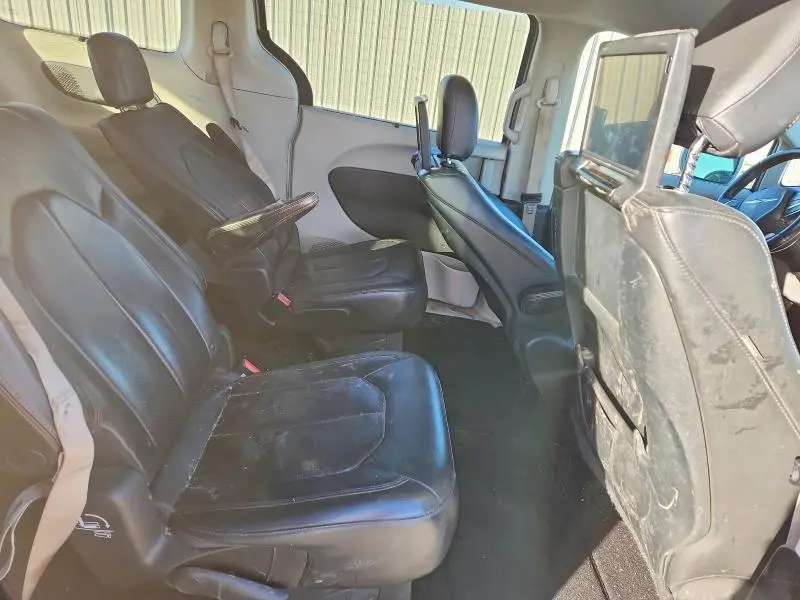 2017 CHRYSLER PACIFICA TOURING L PLUS  