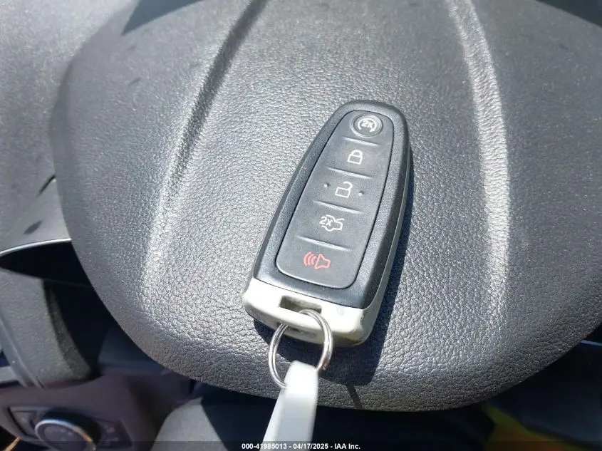 2019 FORD ESCAPE SEL