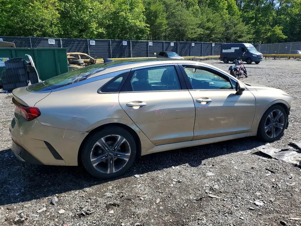 2021 KIA K5 EX  