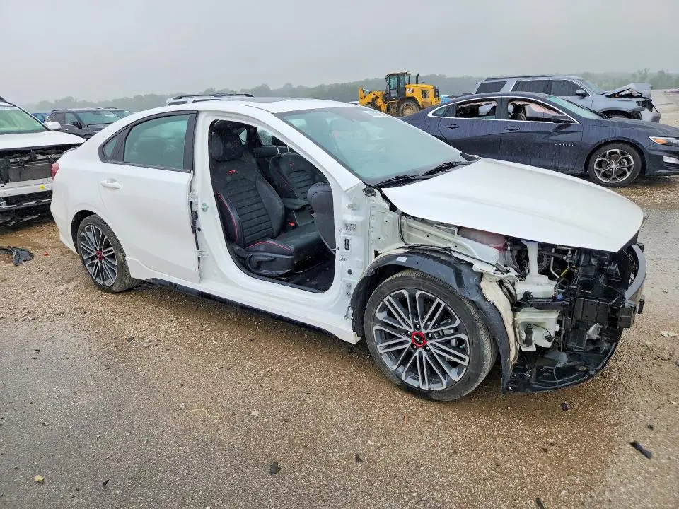 2024 KIA FORTE GT  