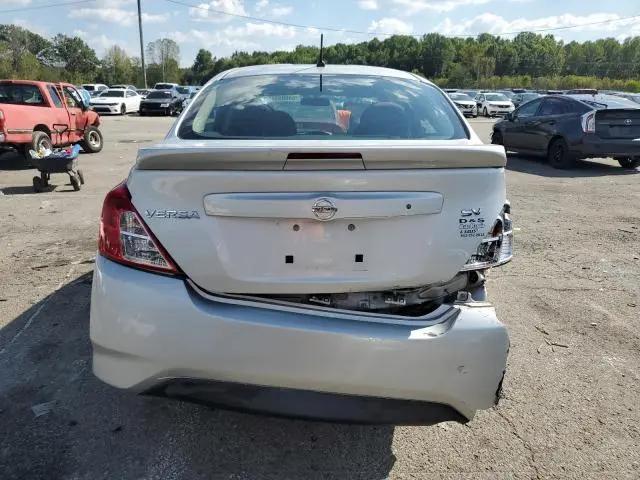 2018 NISSAN VERSA S  