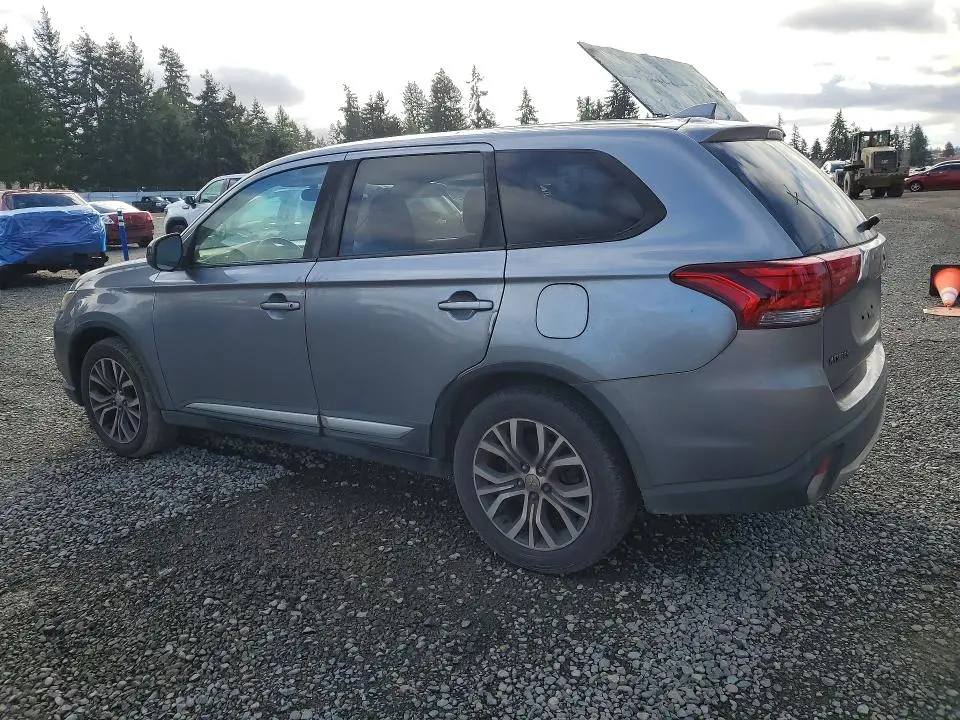 2018 MITSUBISHI OUTLANDER SE  