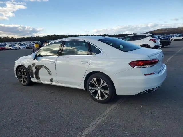 2022 VOLKSWAGEN PASSAT SE  