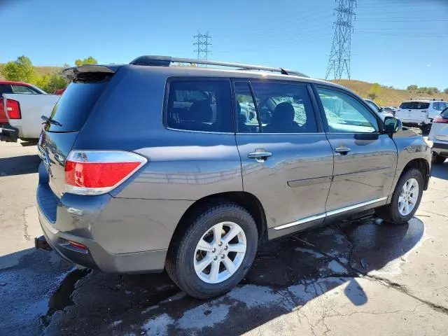2013 TOYOTA HIGHLANDER BASE  