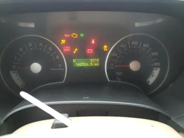 2010 FORD EXPLORER XLT  