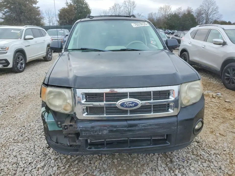 2011 FORD ESCAPE XLT  