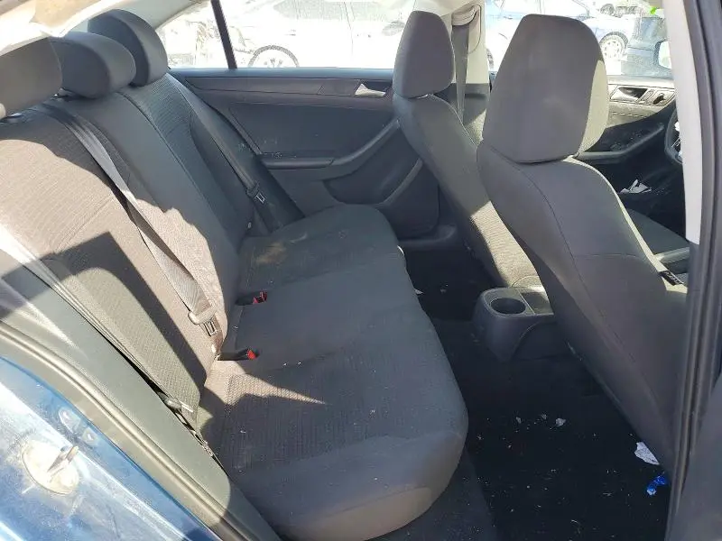 2015 VOLKSWAGEN JETTA BASE  