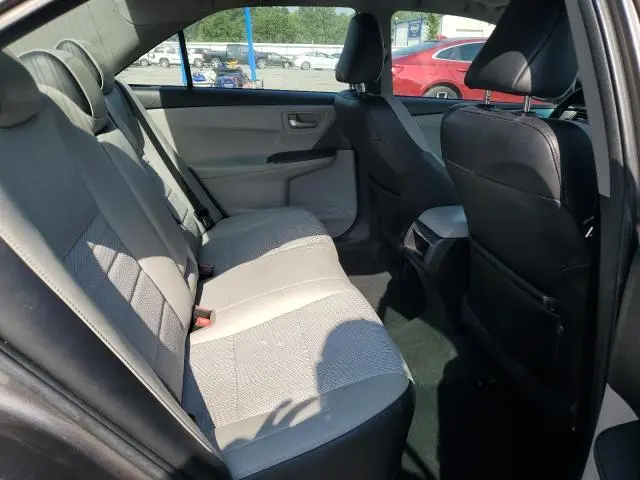 2016 TOYOTA CAMRY LE  