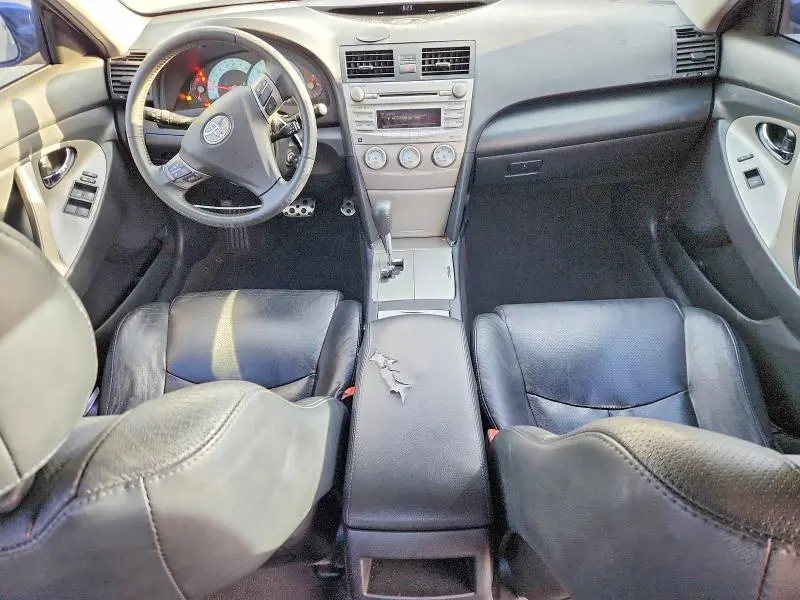 2011 TOYOTA CAMRY BASE  