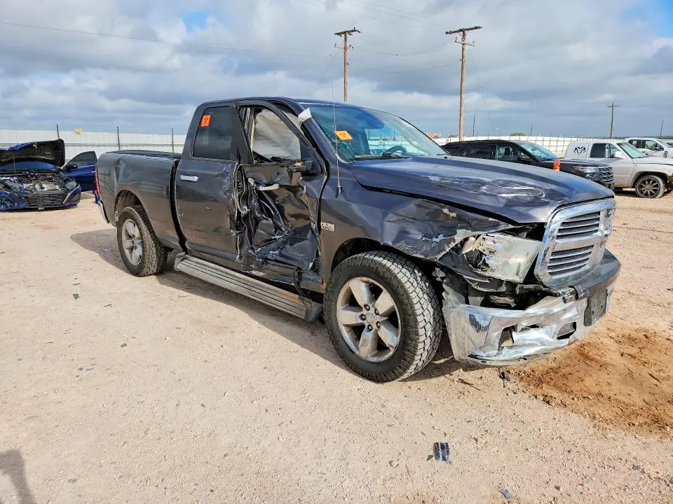 2014 RAM 1500 SLT  