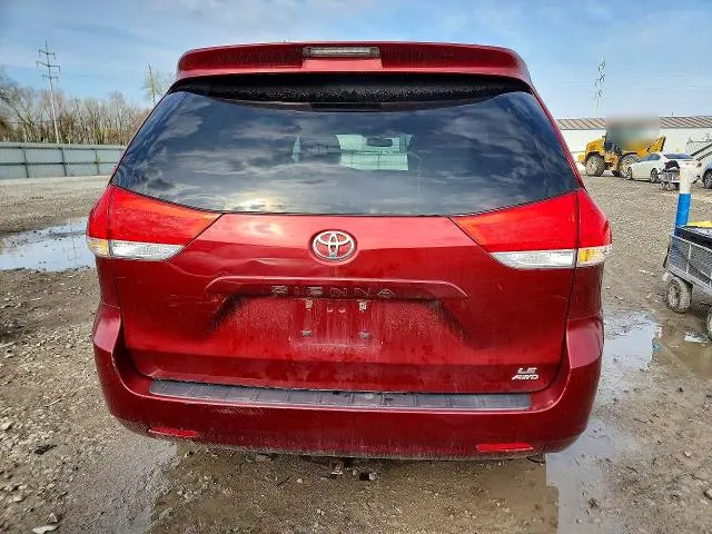 2012 TOYOTA SIENNA LE 7-PASSENGER  