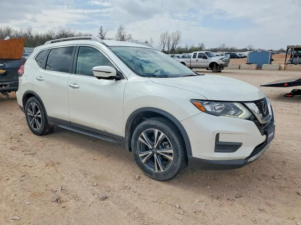 2019 NISSAN ROGUE SV  