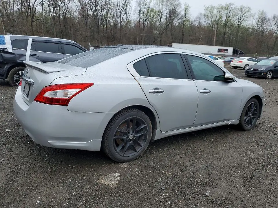 2011 NISSAN MAXIMA 3.5 S  