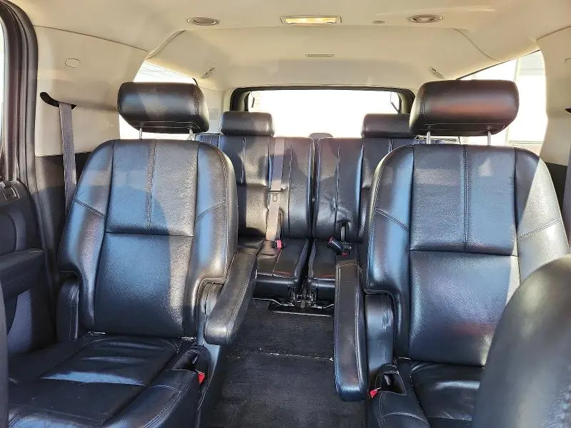2011 CHEVROLET SUBURBAN K1500 LT  