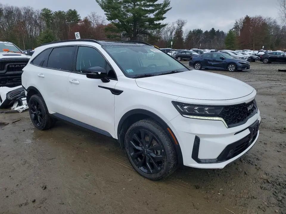 2022 KIA SORENTO SX  