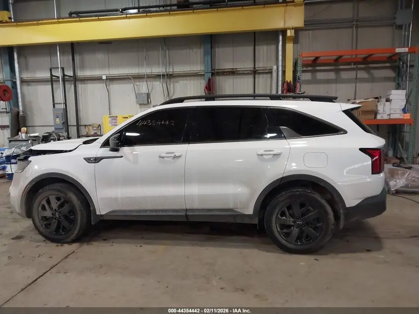 2022 KIA SORENTO X-LINE S