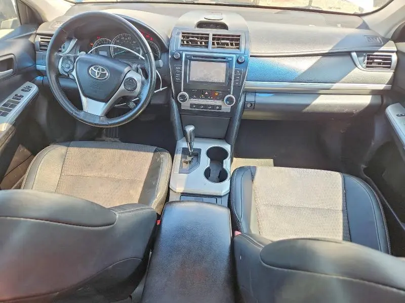 2012 TOYOTA CAMRY SE  