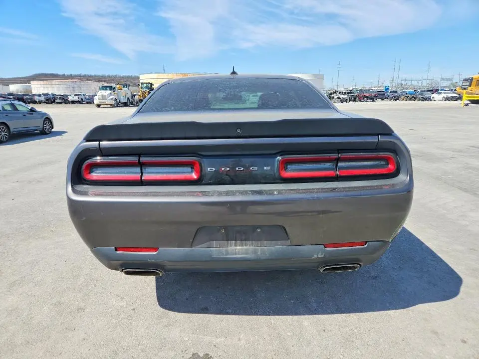 2018 DODGE CHALLENGER SXT  