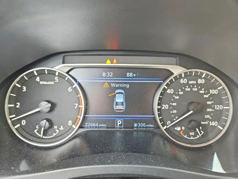 2024 NISSAN ALTIMA SR  