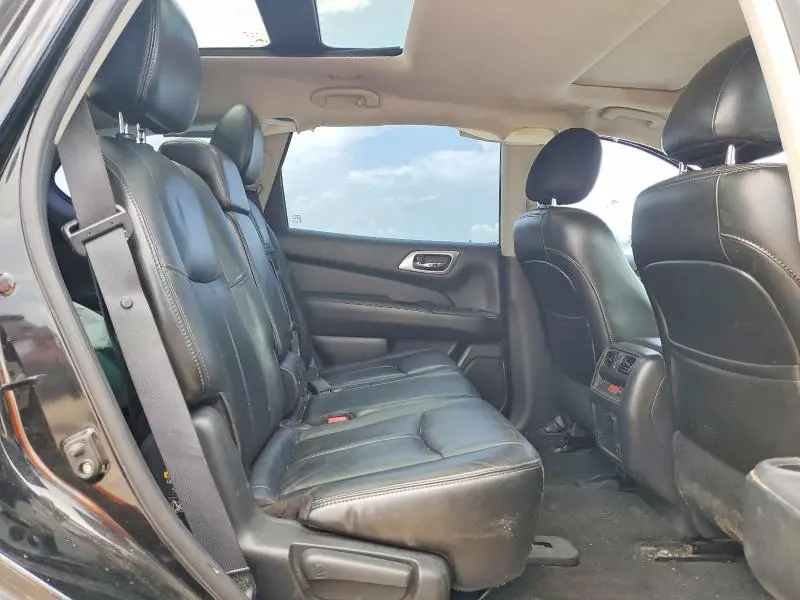 2014 NISSAN PATHFINDER S  