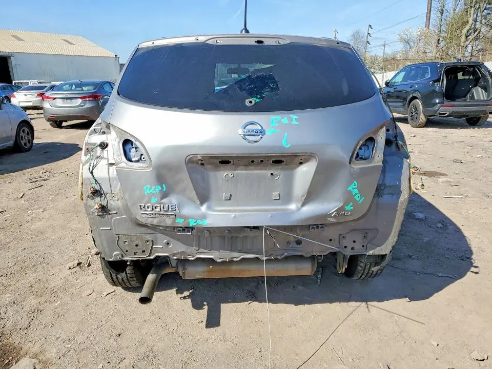 2013 NISSAN ROGUE S  