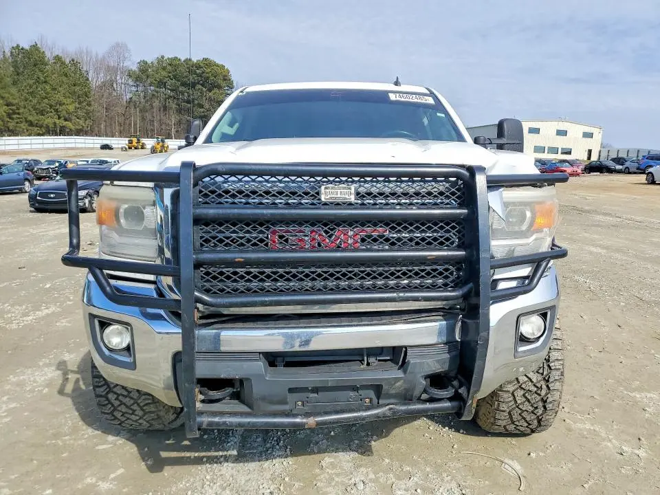 2015 GMC SIERRA K2500 SLE  