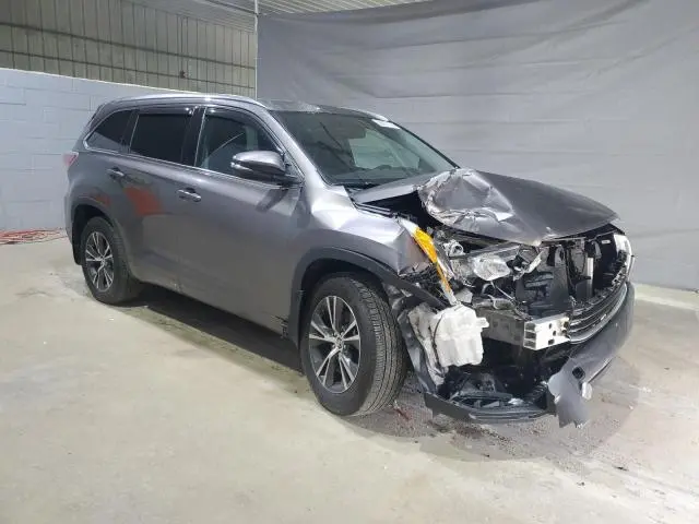 2016 TOYOTA HIGHLANDER XLE  