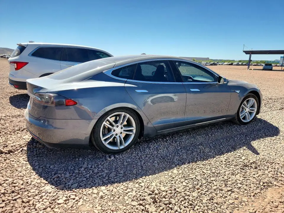2014 TESLA MODEL S   