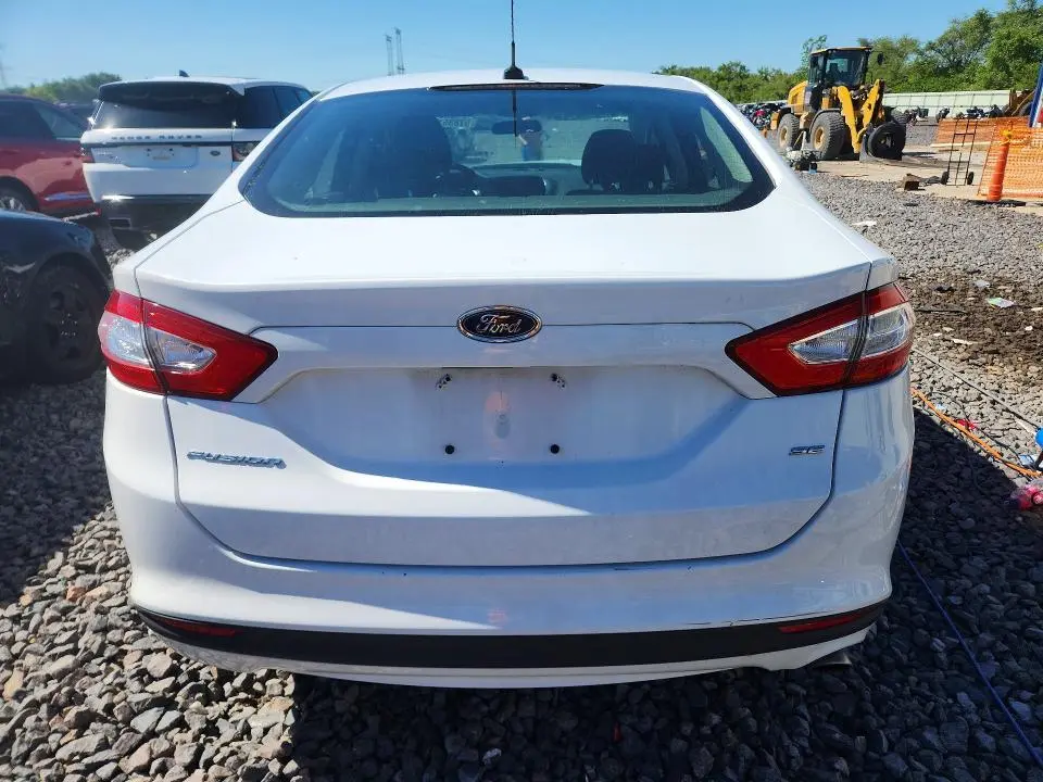 2014 FORD FUSION SE  