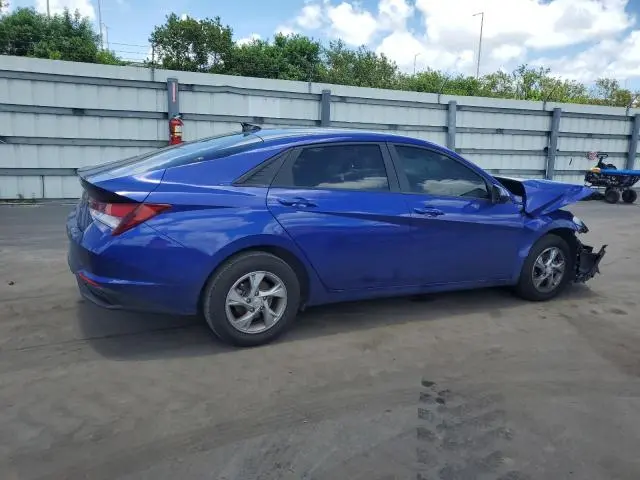 2022 HYUNDAI ELANTRA SE  