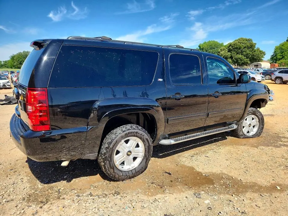 2011 CHEVROLET SUBURBAN K1500 LT  