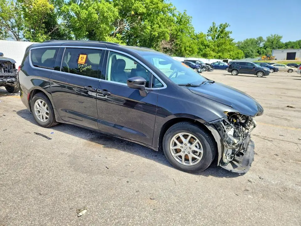 2021 CHRYSLER VOYAGER LXI  