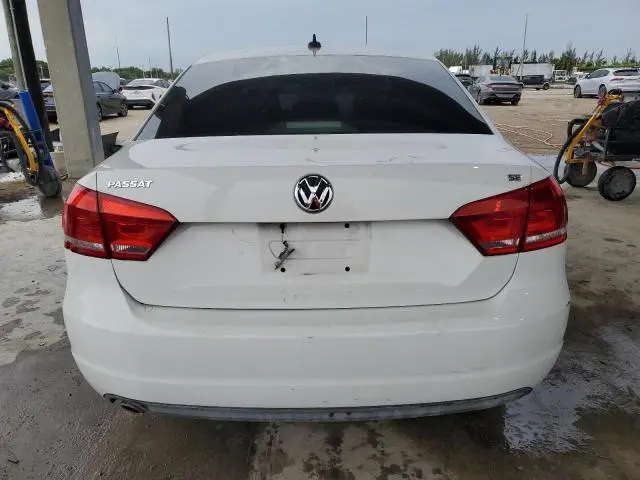 2013 VOLKSWAGEN PASSAT SE  