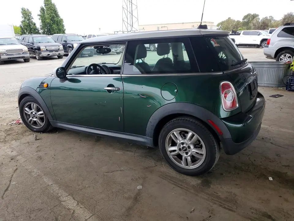 2013 MINI COOPER   