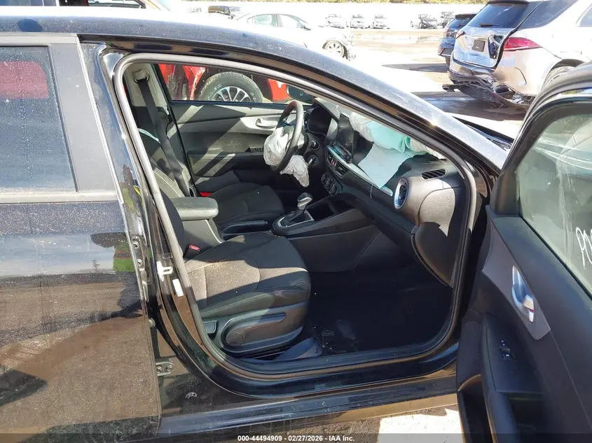 2024 KIA FORTE LXS