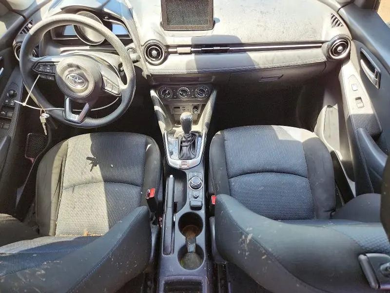 2019 TOYOTA YARIS LE  