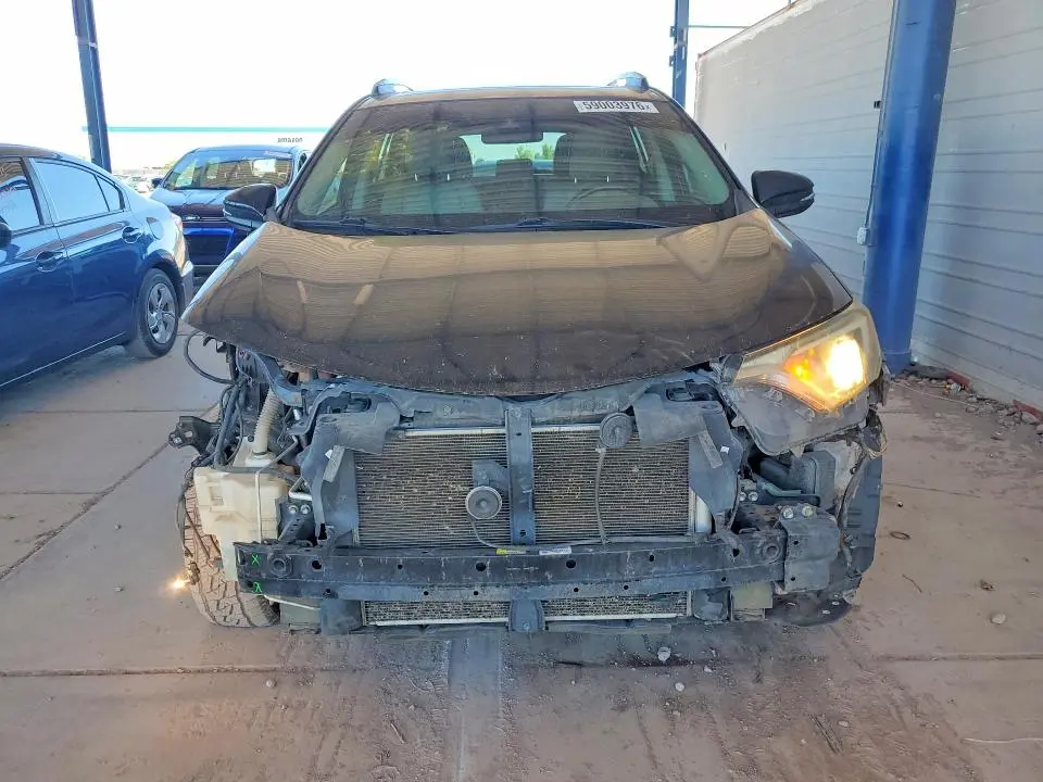 2017 TOYOTA RAV4 XLE  
