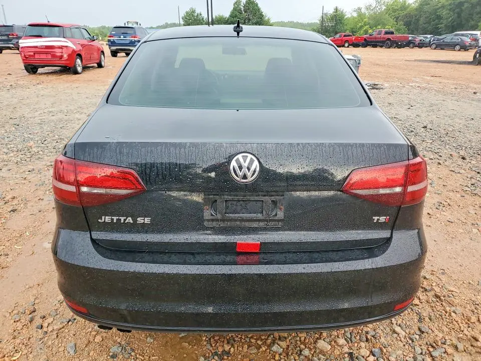 2017 VOLKSWAGEN JETTA SE  