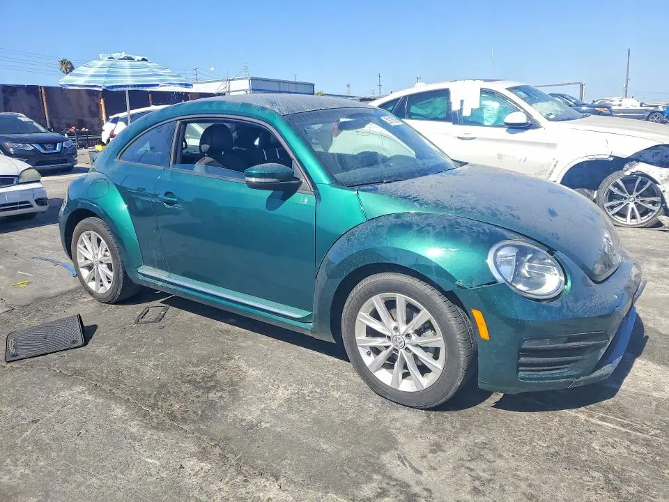 2018 VOLKSWAGEN BEETLE S  