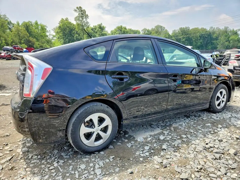 2012 TOYOTA PRIUS TWO  