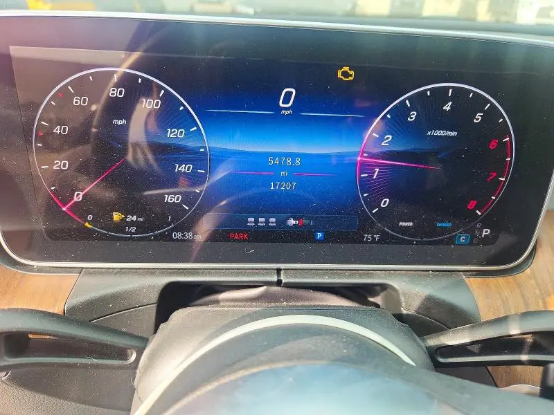 2025 MERCEDES-BENZ C 300  
