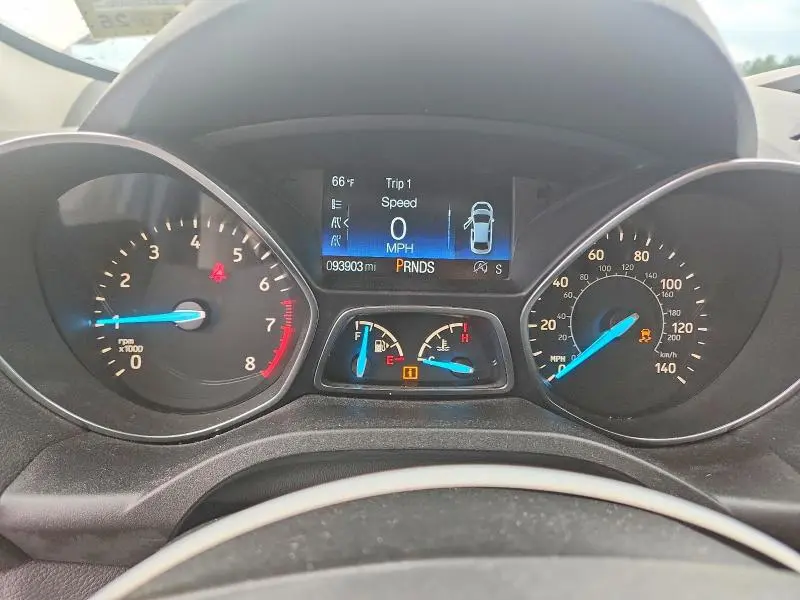 2018 FORD ESCAPE SE  