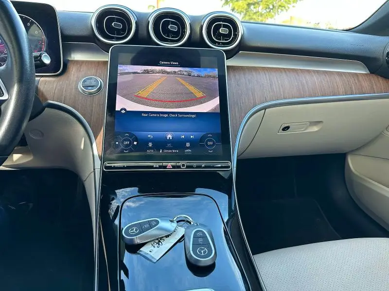 2023 MERCEDES-BENZ C 300  