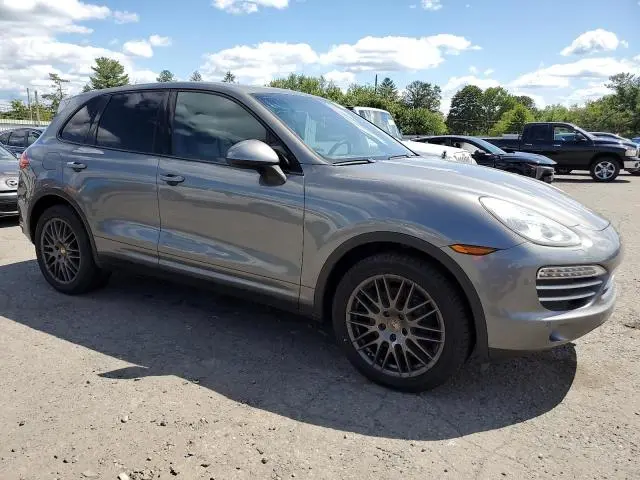 2014 PORSCHE CAYENNE   