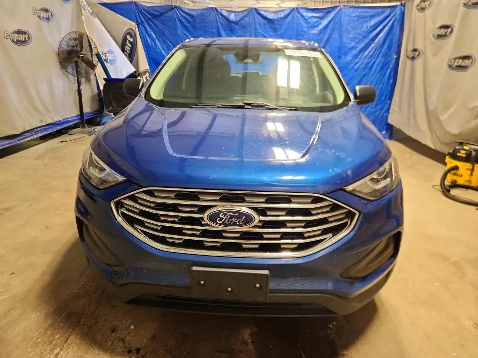 2021 FORD EDGE SE  