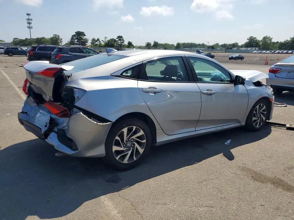 2018 HONDA CIVIC EX  