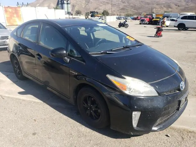 2014 TOYOTA PRIUS TWO  