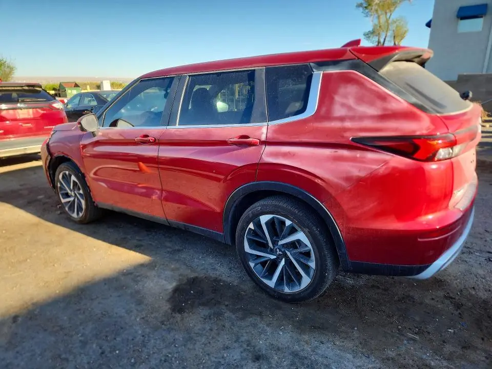 2024 MITSUBISHI OUTLANDER SE  