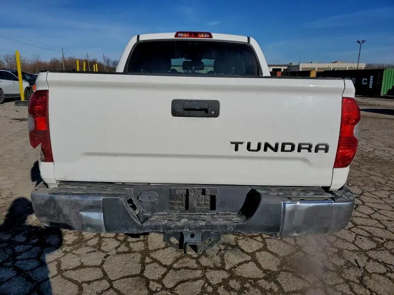 2019 TOYOTA TUNDRA CREWMAX SR5  
