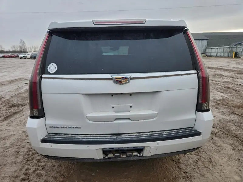 2016 CADILLAC ESCALADE ESV LUXURY  